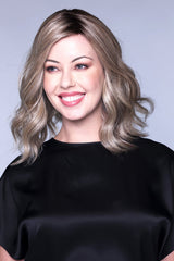 Shaken Oatmilk Blonde Rooted