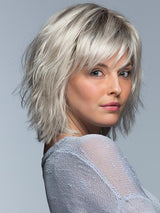 SILVERSUN/RT8  Iced Blonde Dusted with Soft Sand and Golden Brown Roots