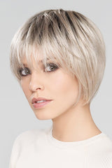 LIGHT CHAMPAGNE ROOTED