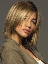 RH12/26RT4 Light Brown w/Fine Golden Blonde Highlights And Dark Roots