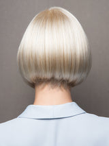CREAMY BLONDE